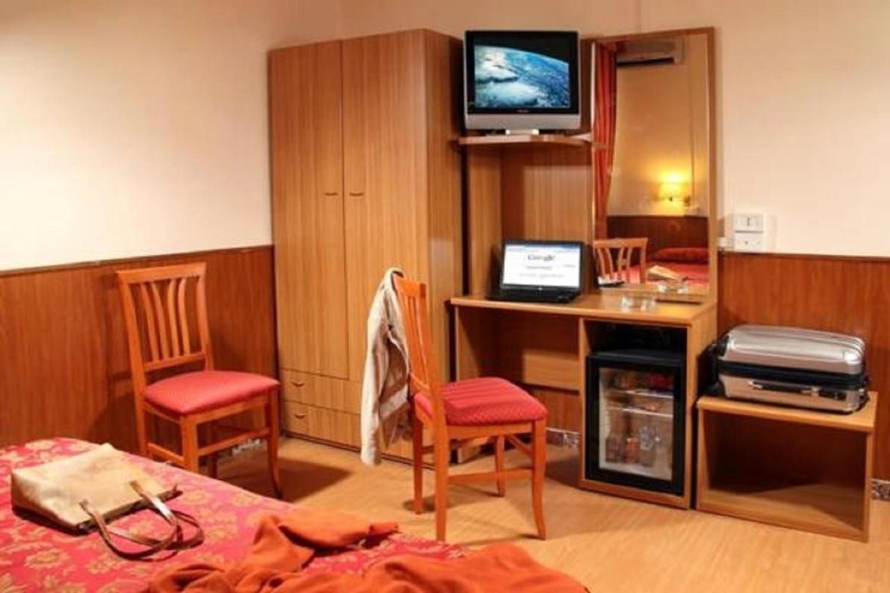 Hotel Cassia Roma Esterno foto