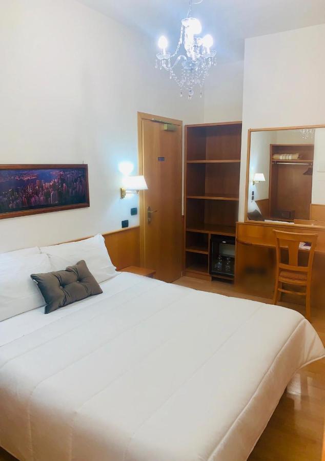 Hotel Cassia Roma Esterno foto